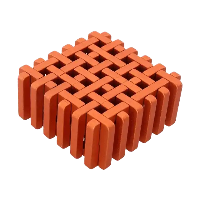 De Dirty Dozen 3D breinbreker bestaat uit twaalf metalen stukken die op een complexe manier in elkaar passen, met een uitdagend en uniek ontwerp.