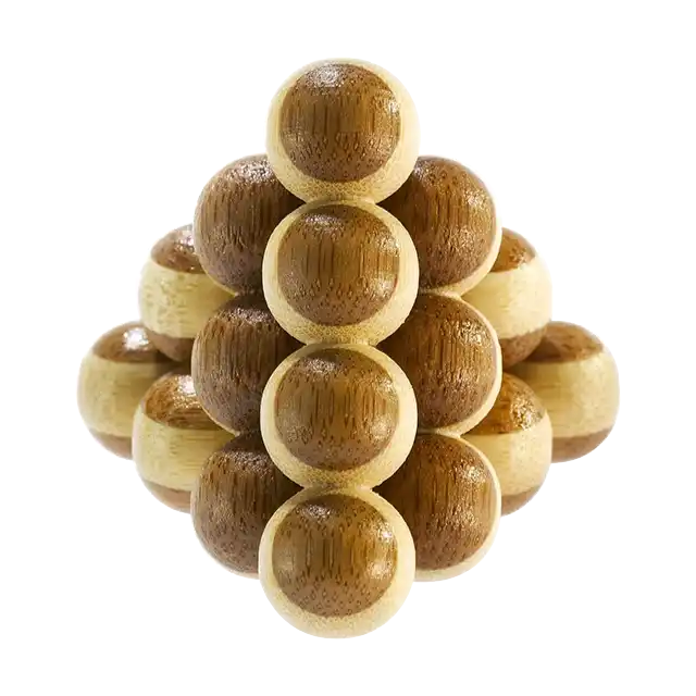 3D breinbreker puzzel "Bamboo Cannon Balls" met houten ballen en ingewikkelde bamboo-achtige structuren die een uitdagend en complex ontwerp vormen.